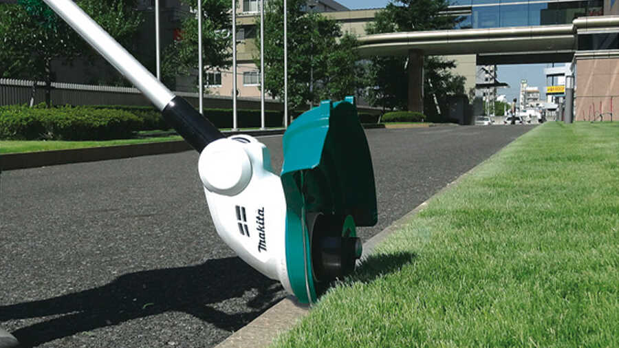 Coupe-herbe MAKITA UR180DZ